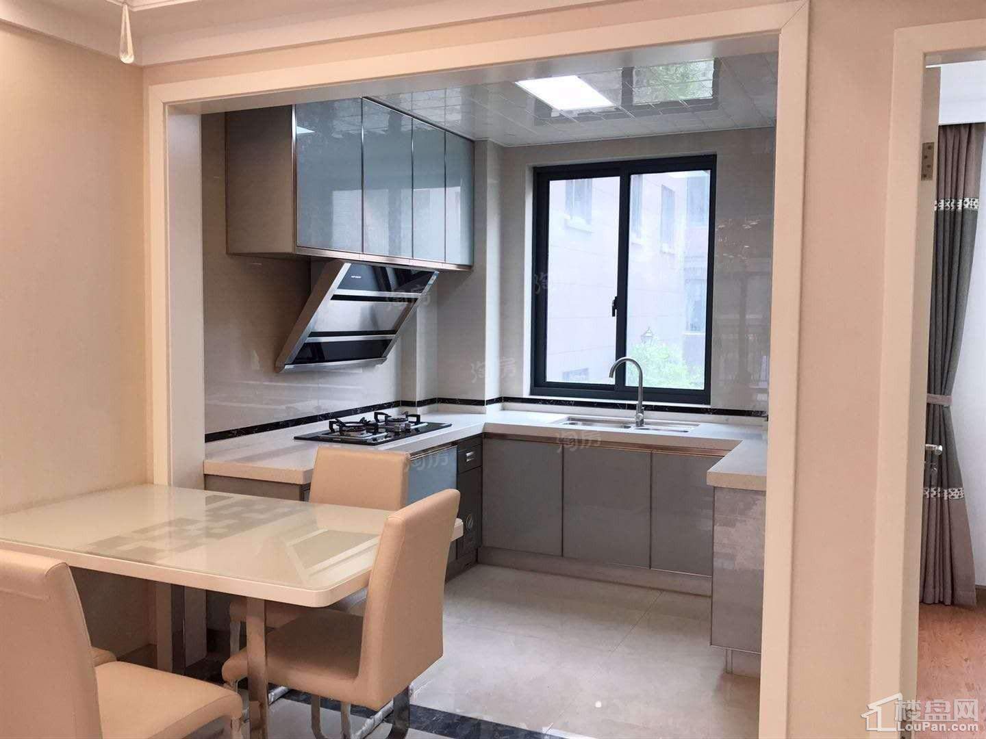 汤舜华府效果图