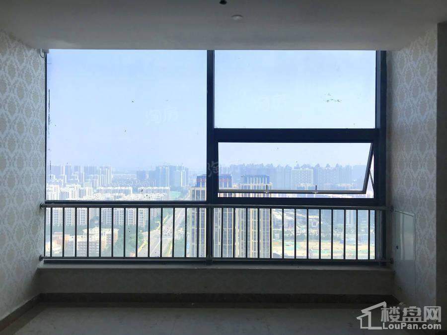 齐鲁园广场样板间