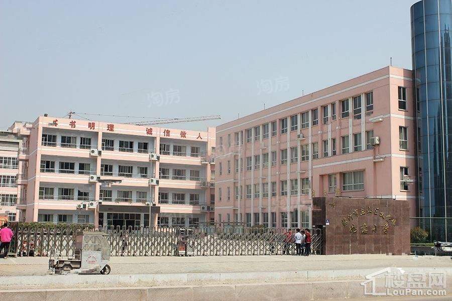 致远翡翠园实景图