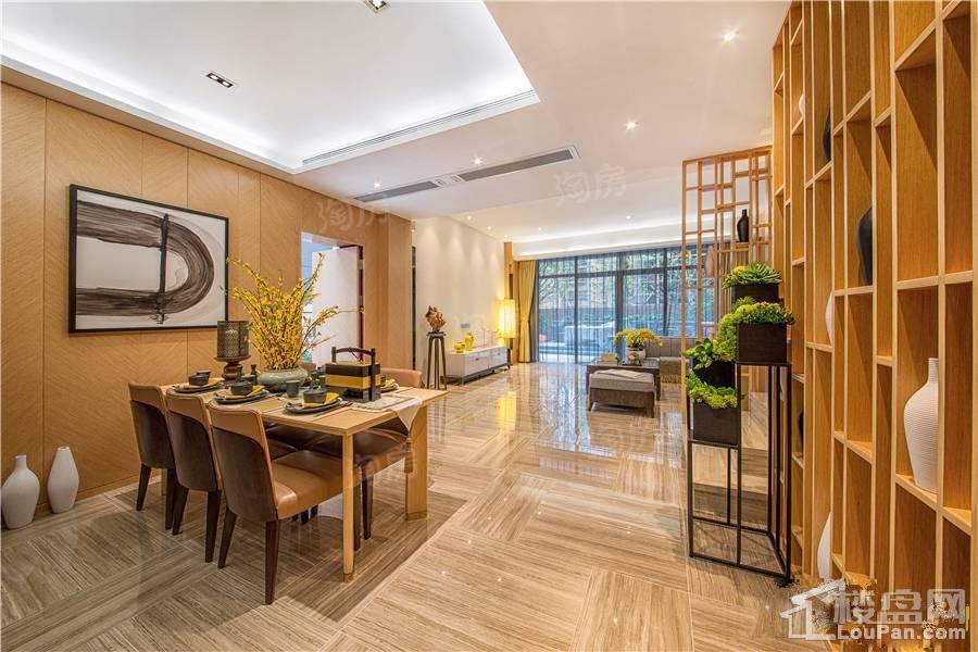 雅居乐万象郡样板间