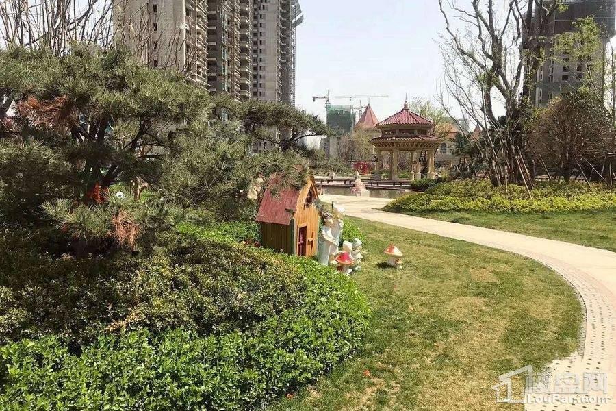 恒大翡翠华庭实景图