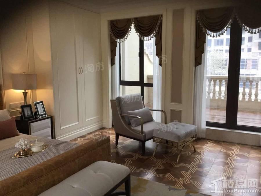 白鹭金岸样板间