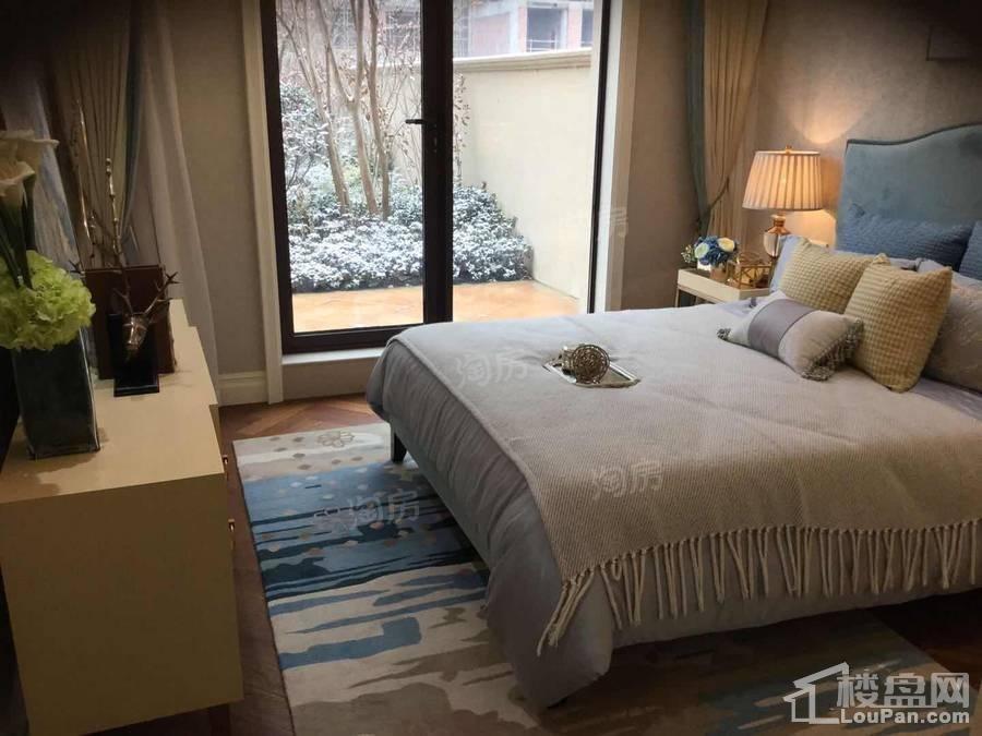 白鹭金岸样板间