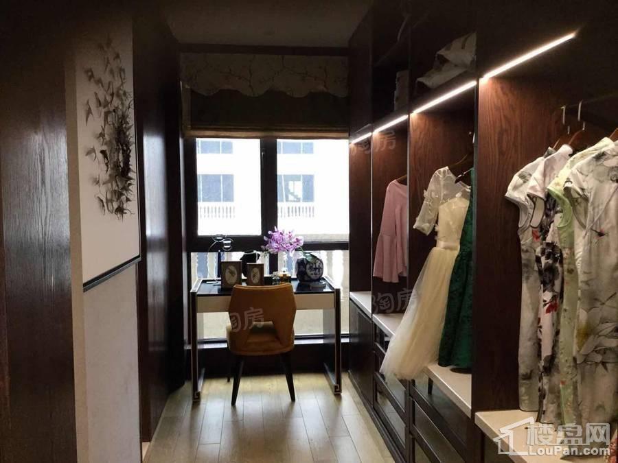 白鹭金岸样板间