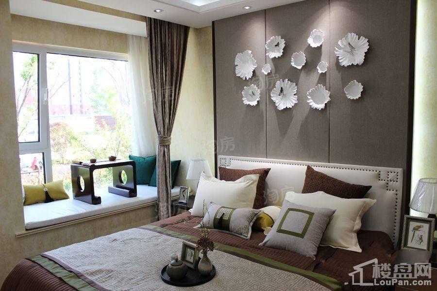 城开首府样板间