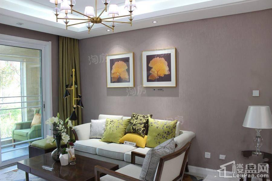 城开首府样板间