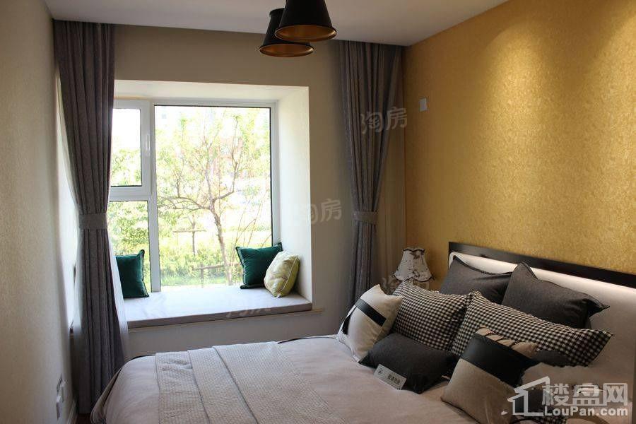 城开首府样板间