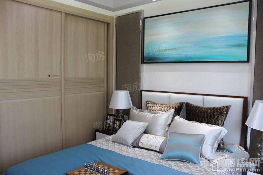 城开首府样板间