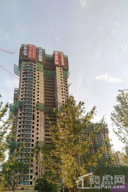 恒大中央广场实景图
