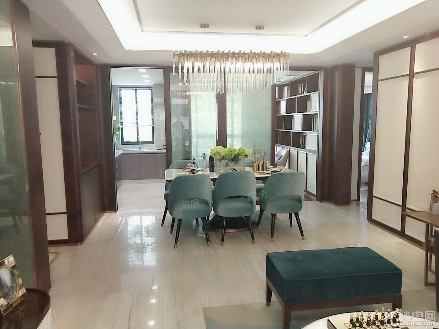 华秦铂湾样板间