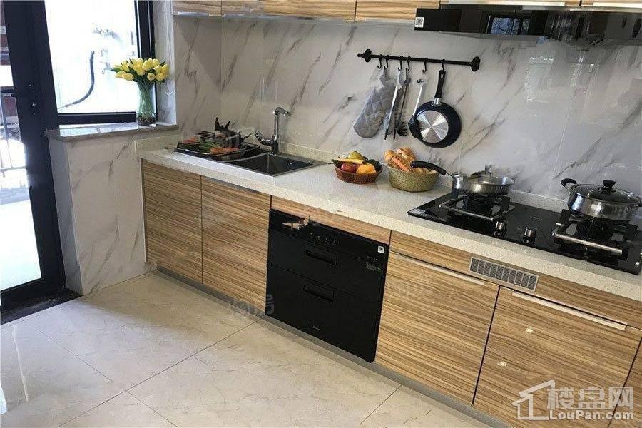 广联博爵样板间