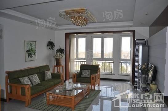 滨河阳光样板间