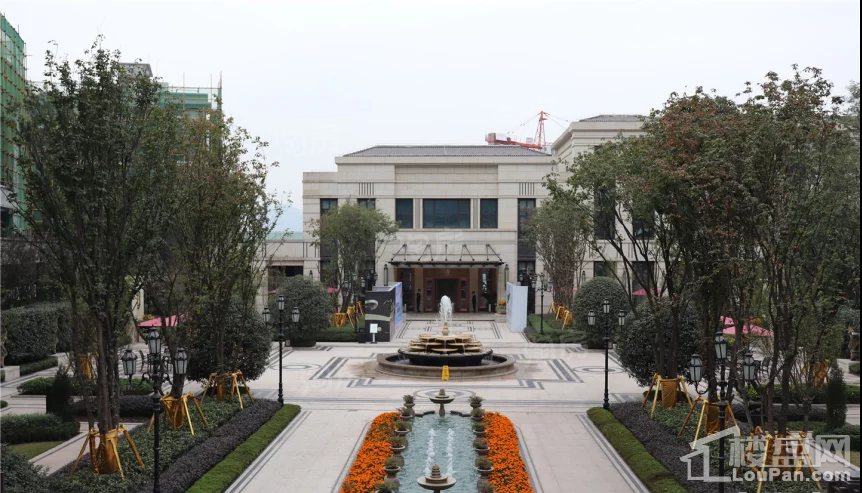 万科江上明月实景图