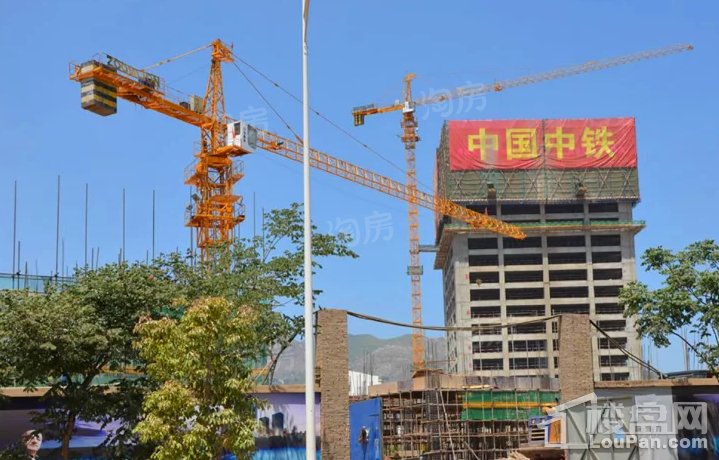 中铁云时代广场实景图