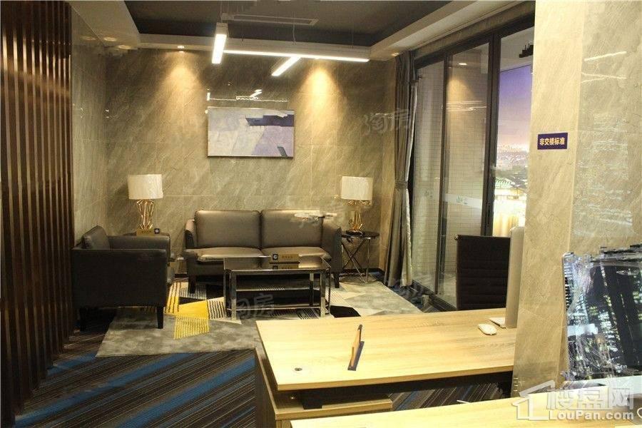 海雅缤纷城样板间