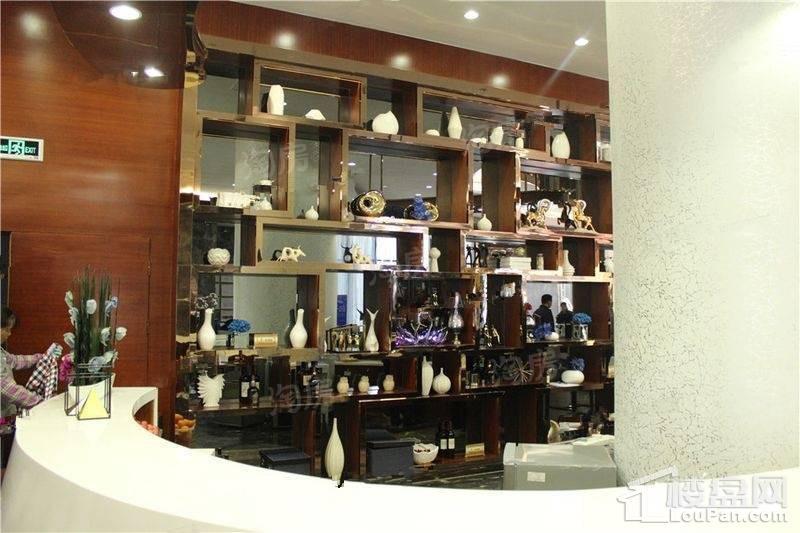 海雅缤纷城实景图