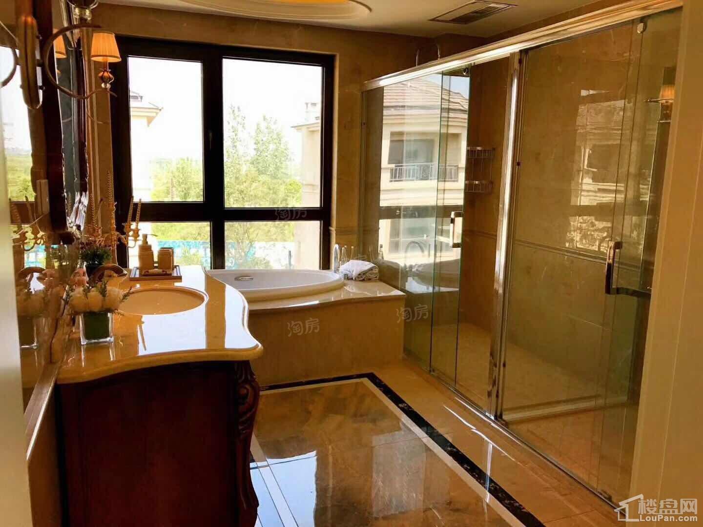 龙湖美墅样板间