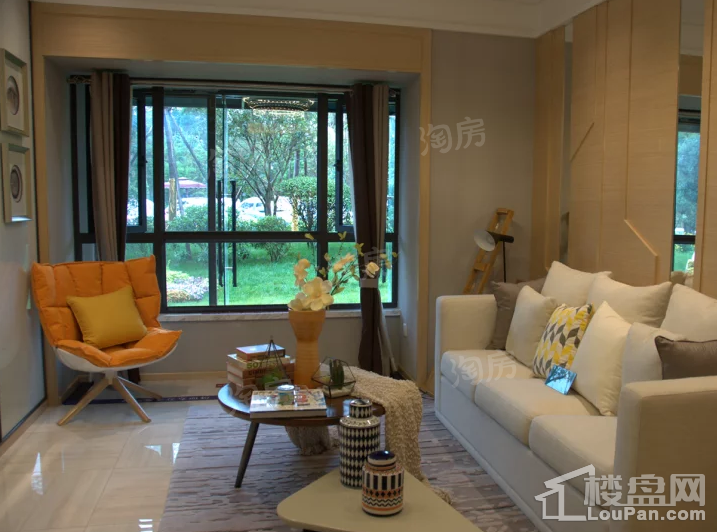 实力山语间样板间