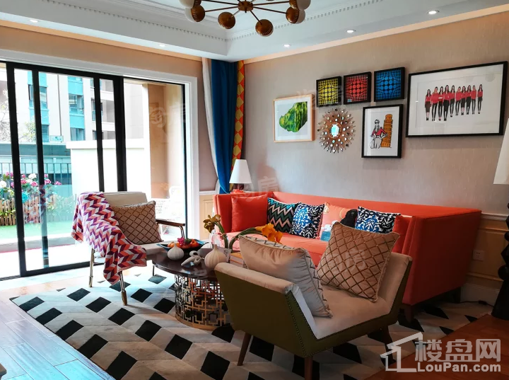 实力山语间样板间