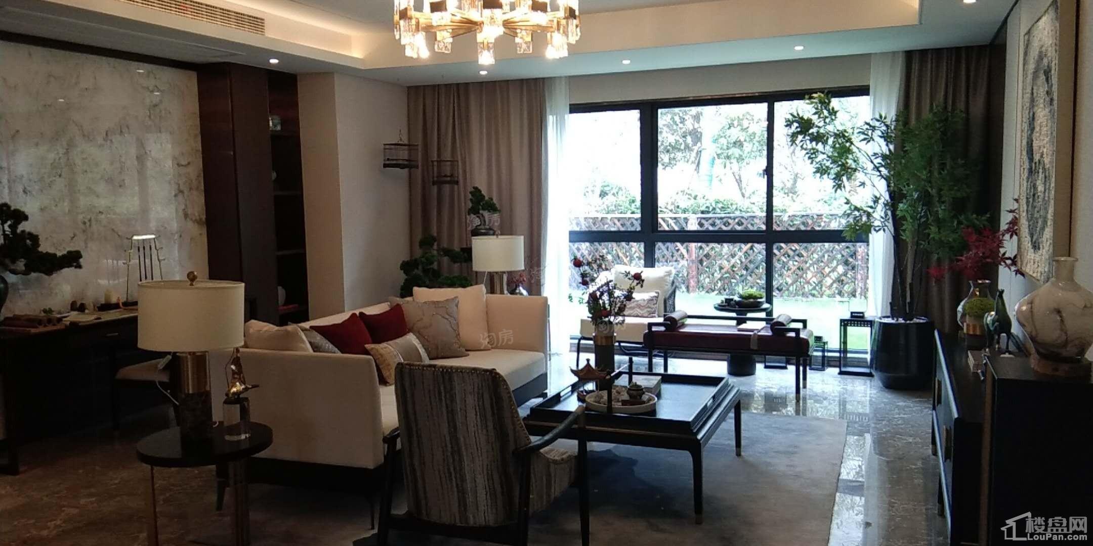 石榴玉兰湾样板间