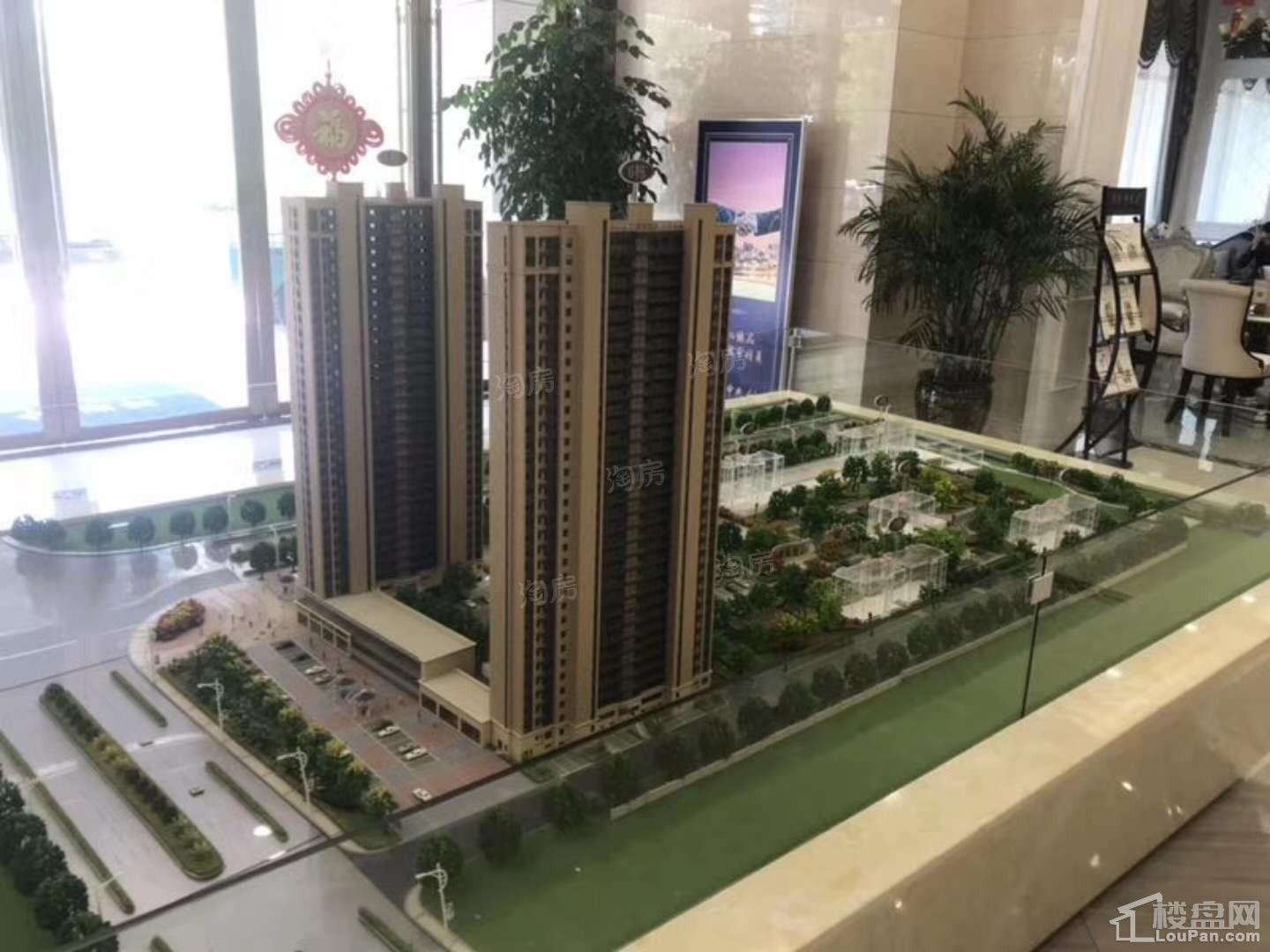 鸿翔中央府实景图