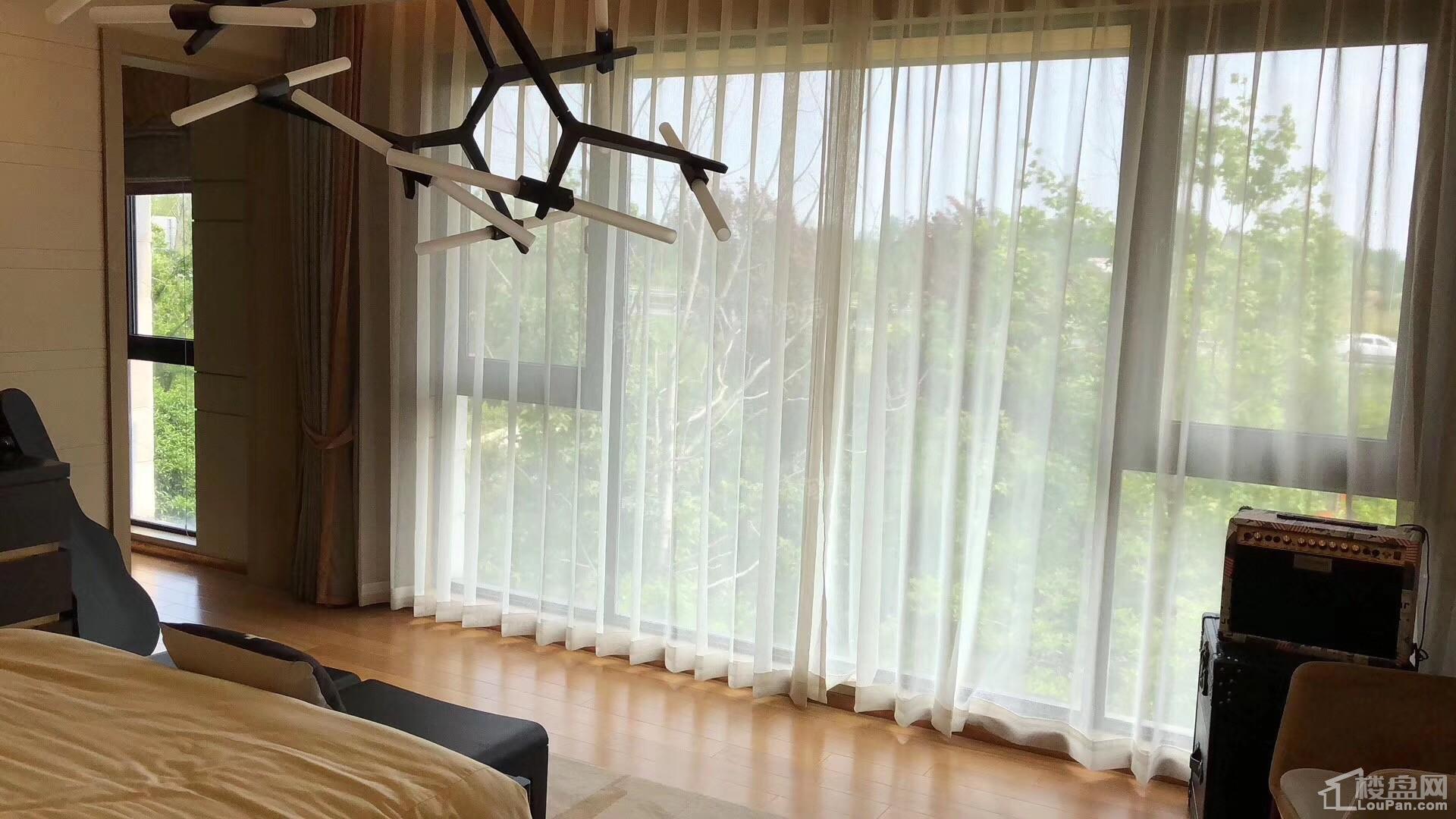 暖山金域城实景图